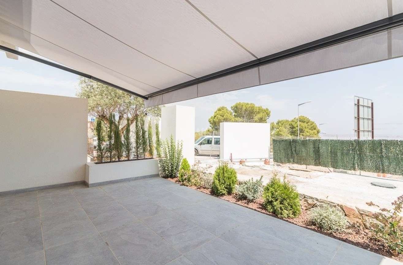 Nowy budynek - Bungalow - Torrevieja - Los Balcones