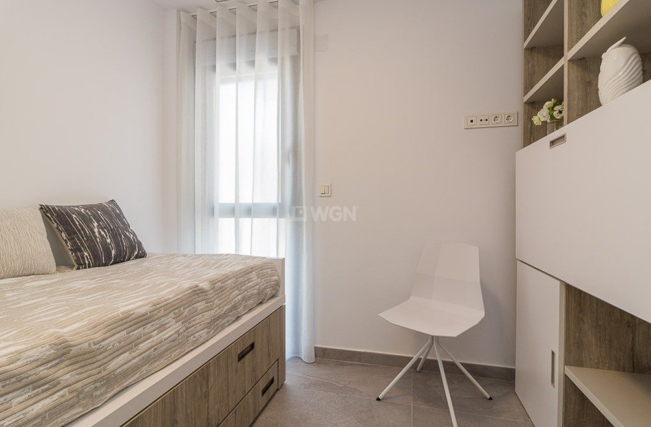 Nowy budynek - Bungalow - Torrevieja - Los Balcones