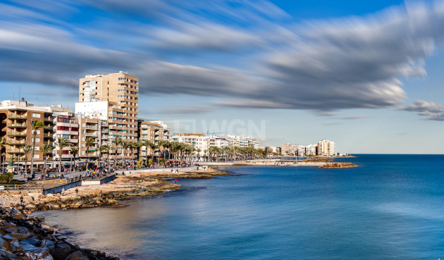 Odsprzedaż - Mieszkanie w bloku - Torrevieja - Costa Blanca