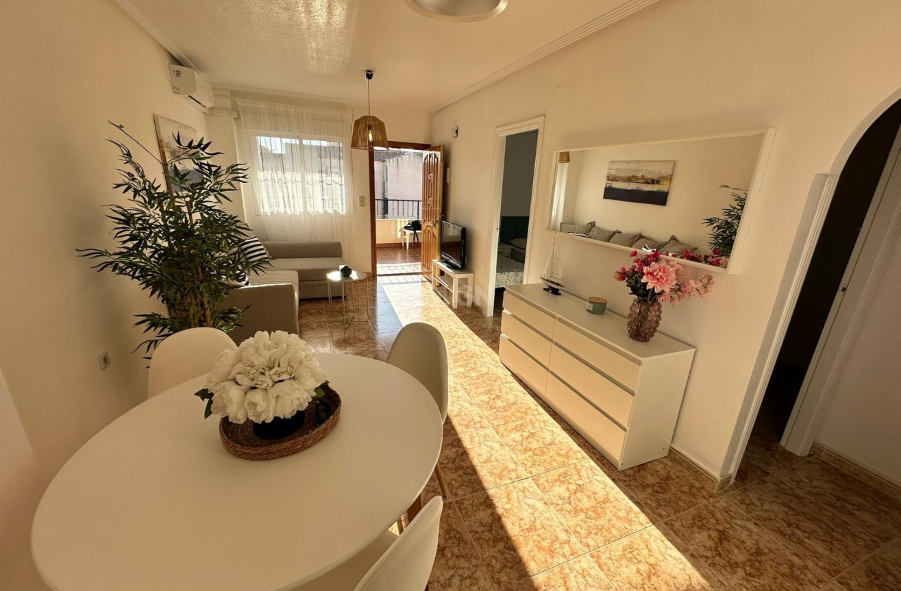 Resale - Apartment / flat - Orihuela - Urbanización Perla Del Mar