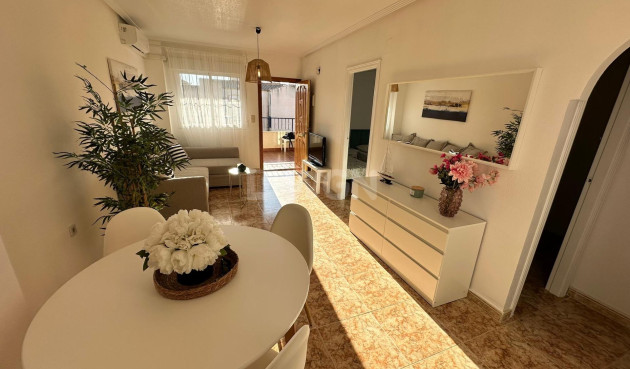 Resale - Apartment / flat - Orihuela - Urbanización Perla Del Mar