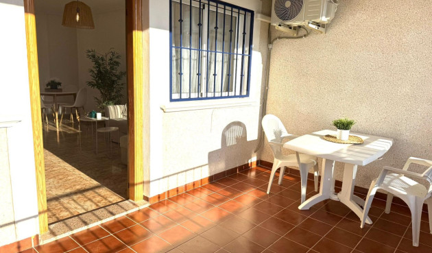 Resale - Apartment / flat - Orihuela - Urbanización Perla Del Mar