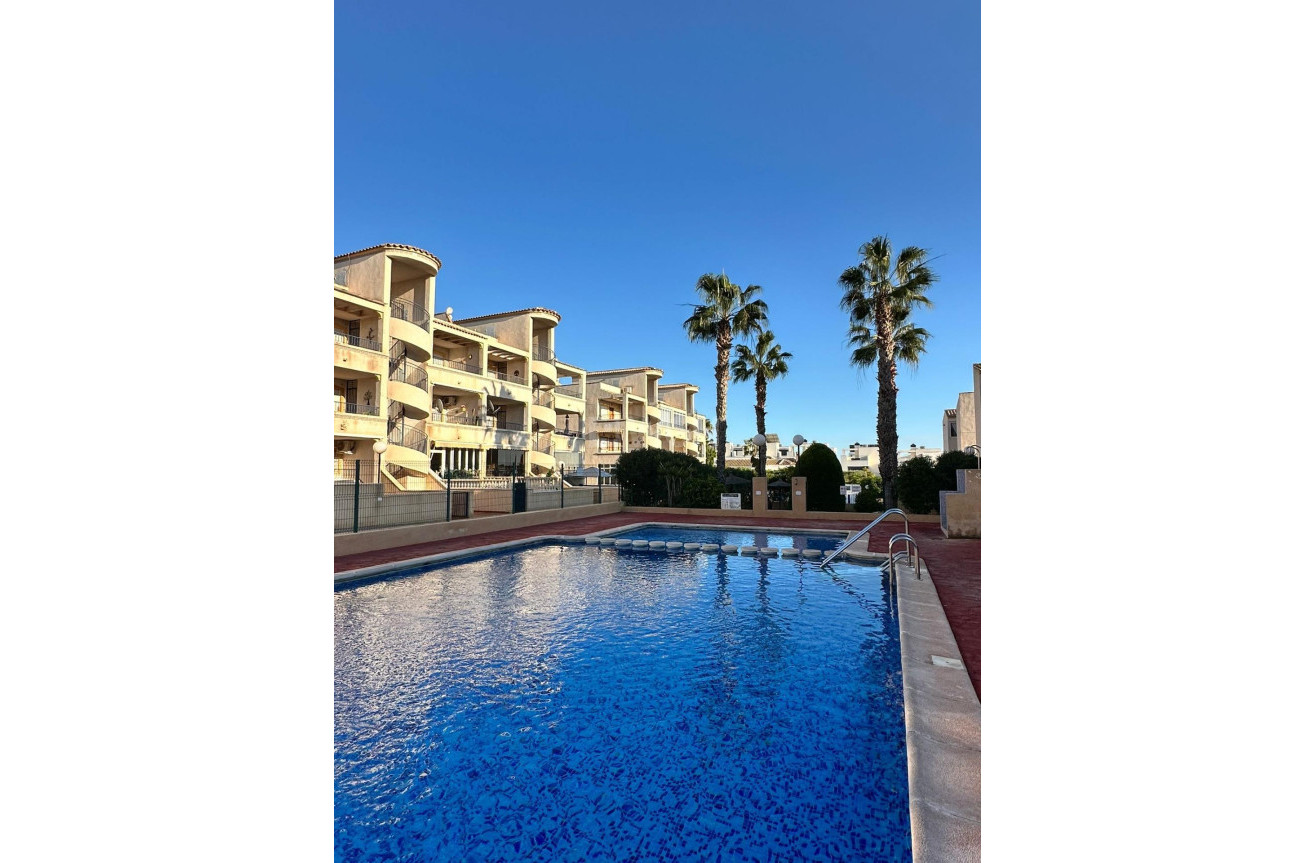 Resale - Apartment / flat - Orihuela - Urbanización Perla Del Mar