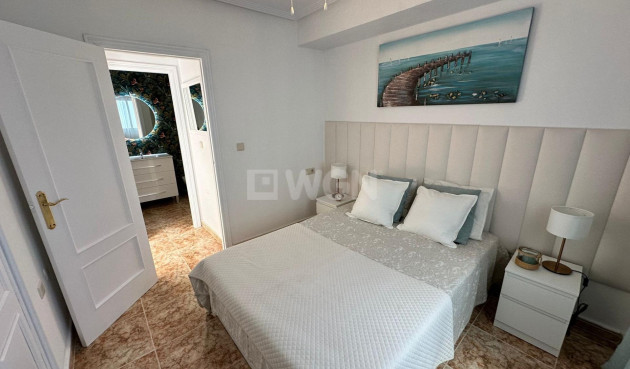 Resale - Apartment / flat - Orihuela - Urbanización Perla Del Mar