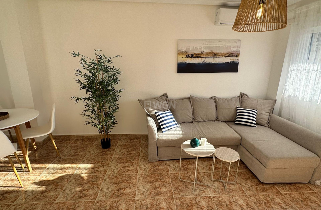 Resale - Apartment / flat - Orihuela - Urbanización Perla Del Mar