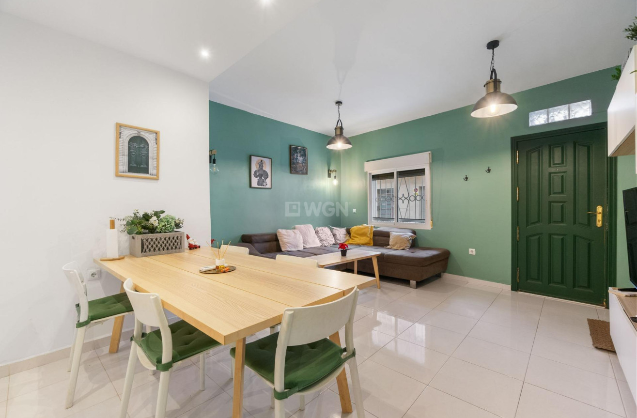 Resale - Apartment / flat - Torrevieja - Centro