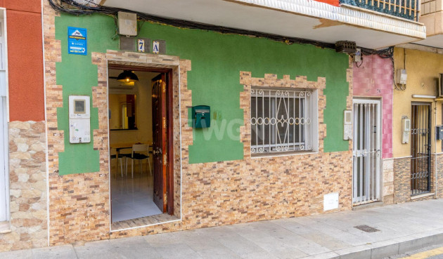 Resale - Apartment / flat - Torrevieja - Centro