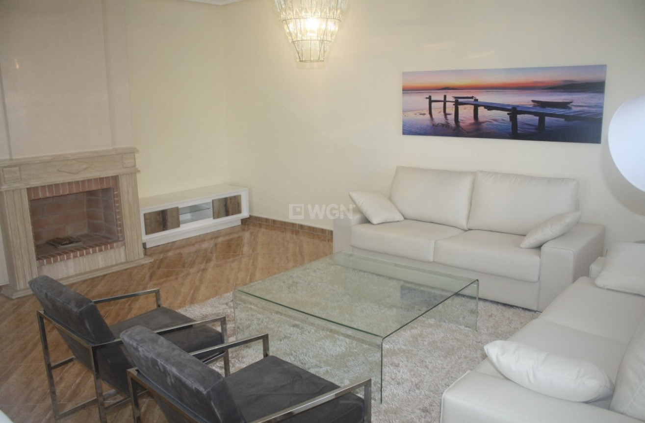 Nowy budynek - Villa - Torrevieja - Los Altos