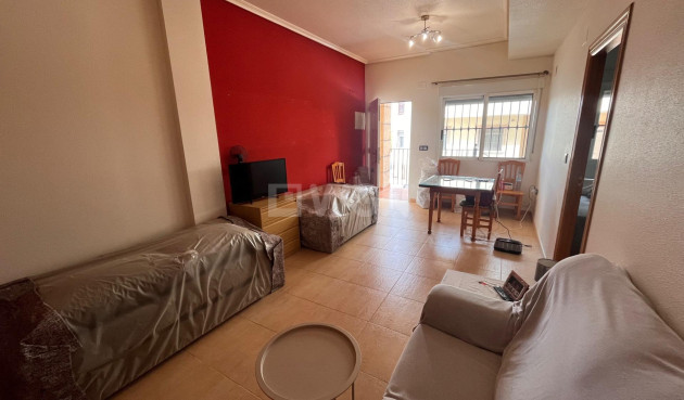 Resale - Apartment / flat - Almoradí - Estadio Sadrian