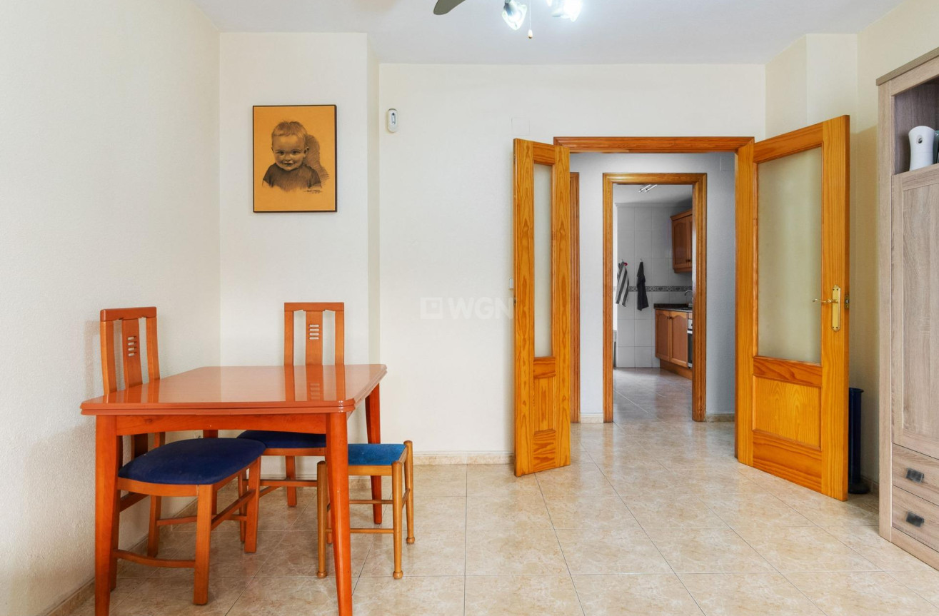 Resale - Apartment / flat - Torrevieja - Acequion