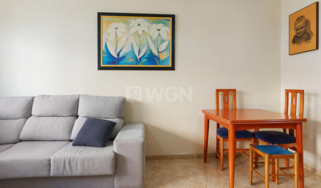 Resale - Apartment / flat - Torrevieja - Acequion