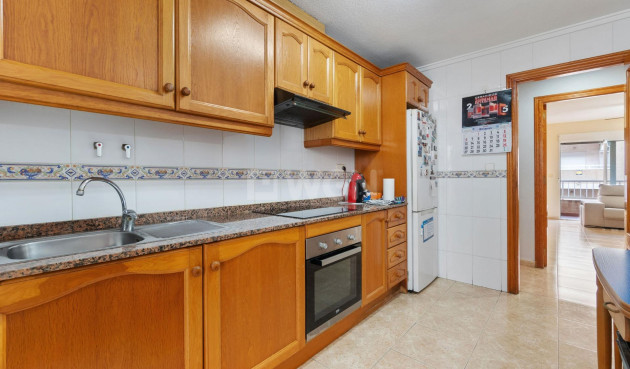 Resale - Apartment / flat - Torrevieja - Acequion