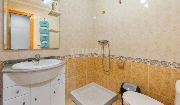 Resale - Apartment / flat - Torrevieja - Acequion