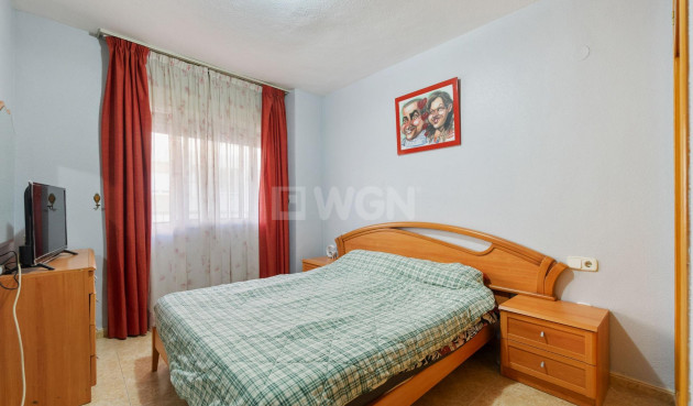 Resale - Apartment / flat - Torrevieja - Acequion