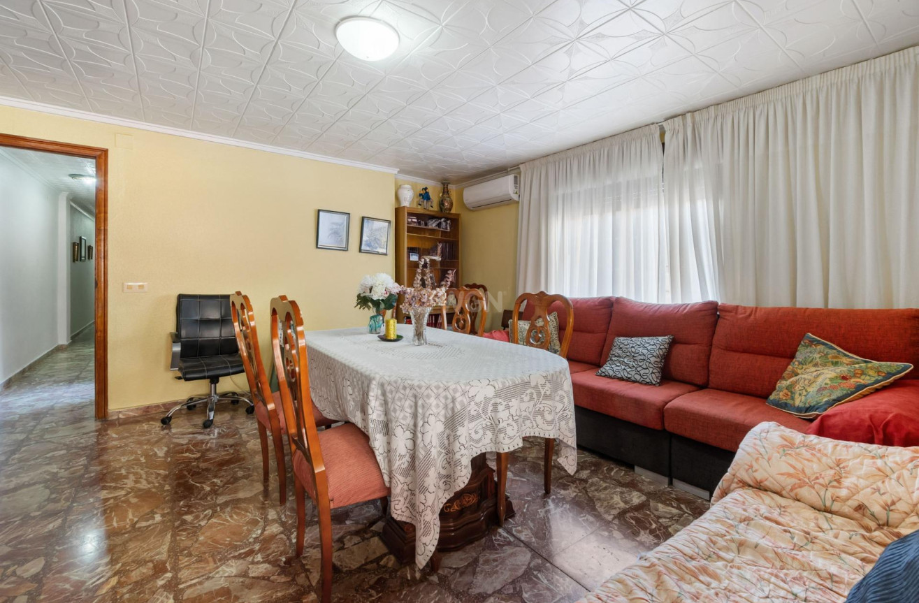 Resale - Apartment / flat - Torrevieja - Acequion