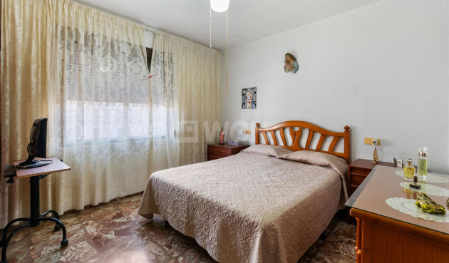 Resale - Apartment / flat - Torrevieja - Acequion