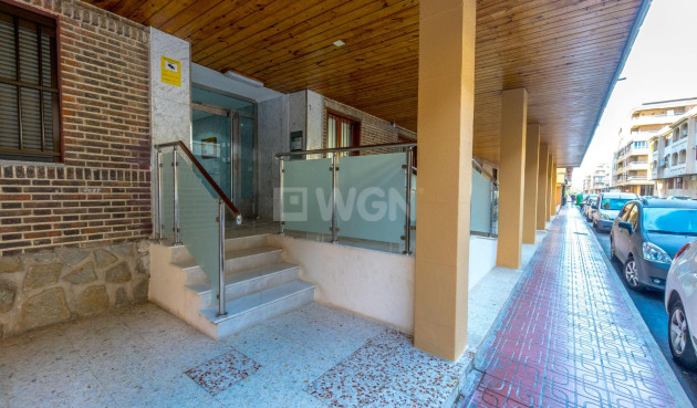 Resale - Apartment / flat - Torrevieja - Acequion