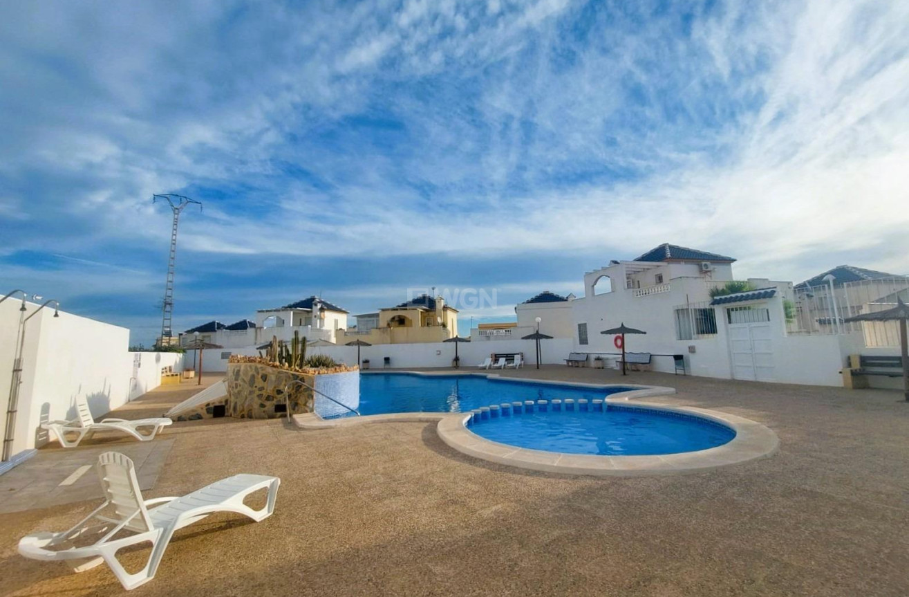 Resale - Villa - Torrevieja - Costa Blanca