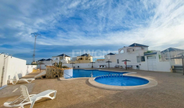 Resale - Villa - Torrevieja - Costa Blanca