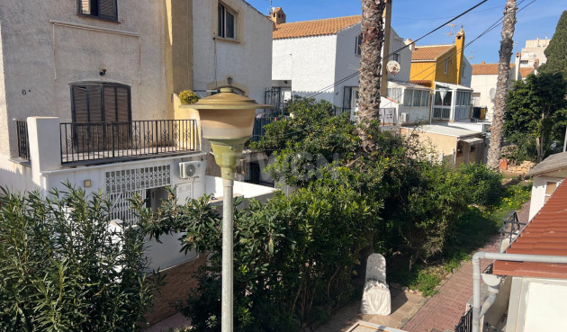 Resale - Bungalow - Torrevieja - Calas Blanca