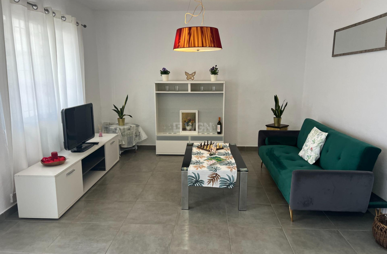 Resale - Bungalow - Torrevieja - Calas Blanca