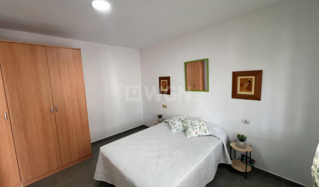 Resale - Bungalow - Torrevieja - Calas Blanca