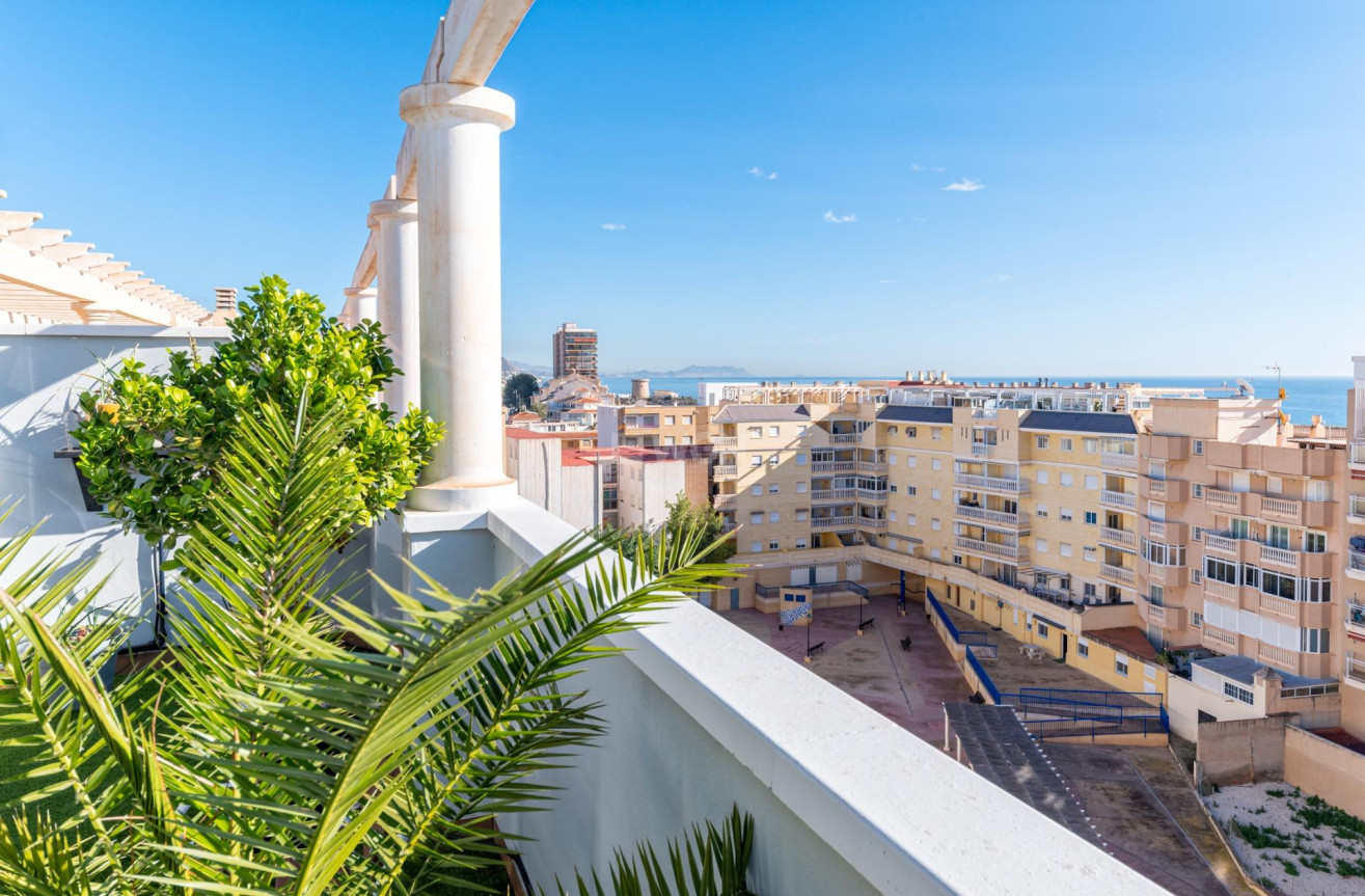 Resale - Apartment / flat - El Campello - Campello Playa