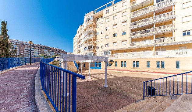 Resale - Apartment / flat - El Campello - Campello Playa