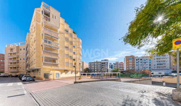 Resale - Apartment / flat - El Campello - Campello Playa