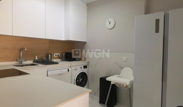 Resale - Apartment / flat - Torrevieja - La Veleta