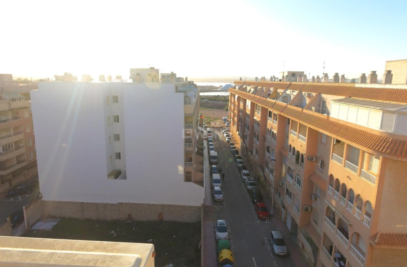 Reventa - Apartamento / piso - Torrevieja - Centro