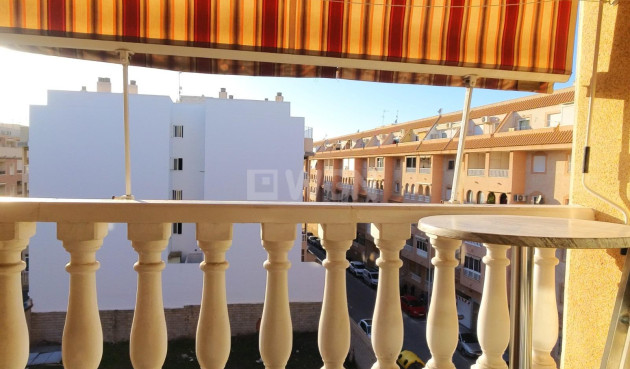 Reventa - Apartamento / piso - Torrevieja - Centro