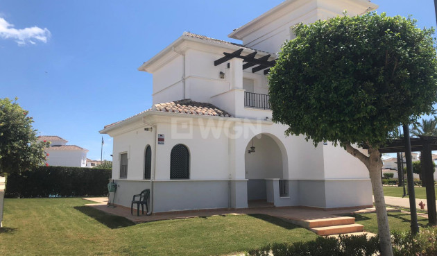 Reventa - Villa - Roldan - Inland