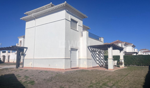 Reventa - Villa - Roldan - Inland