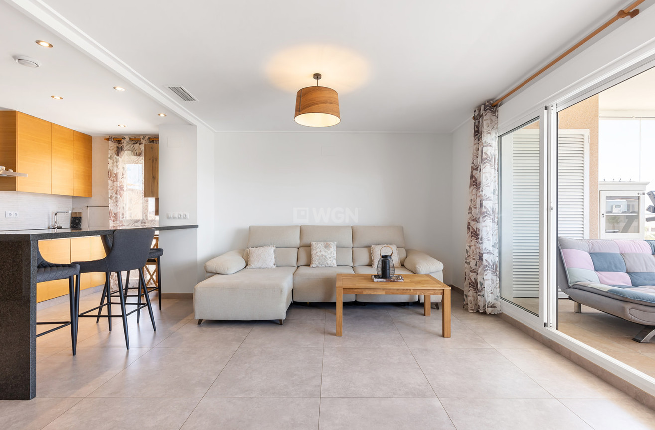 Resale - Apartment / flat - Torrevieja - Costa Blanca