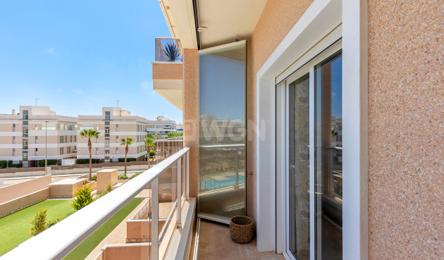 Resale - Apartment / flat - Torrevieja - Costa Blanca