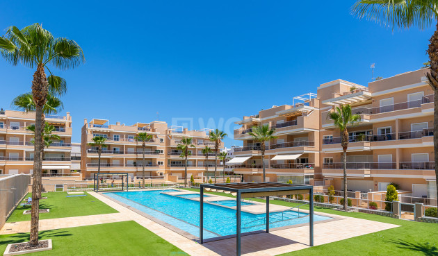 Resale - Apartment / flat - Torrevieja - Costa Blanca