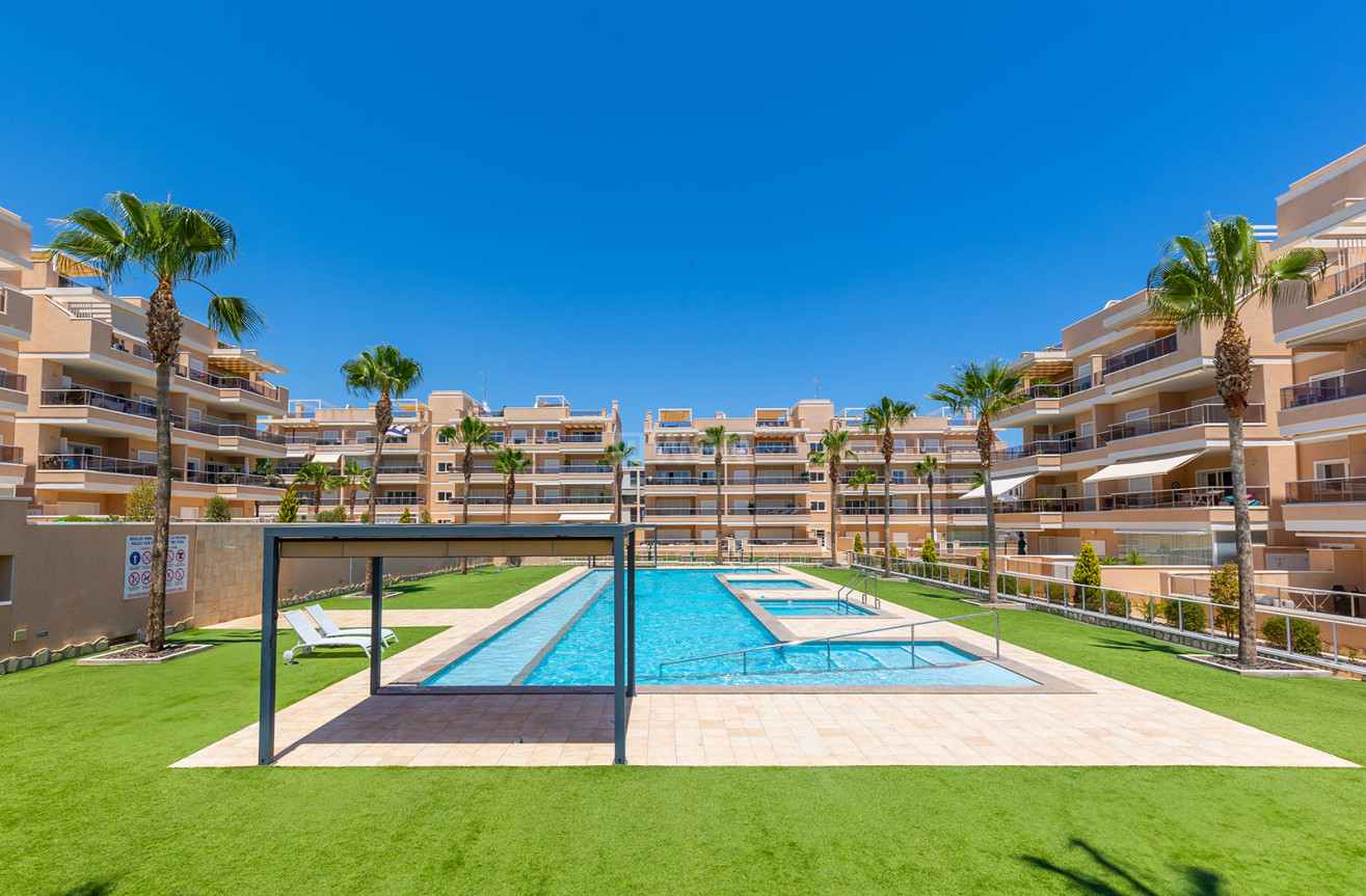 Resale - Apartment / flat - Torrevieja - Costa Blanca