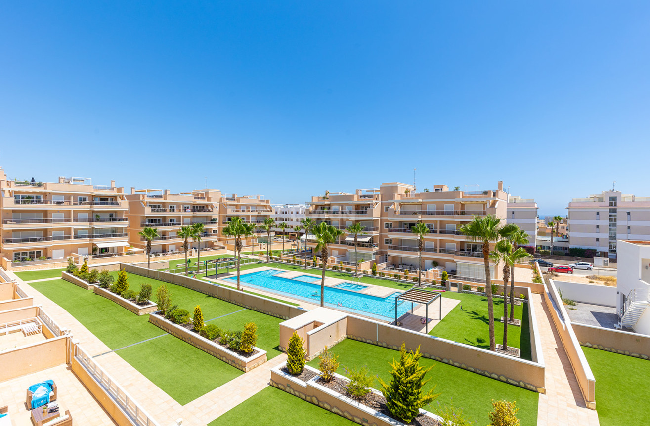 Resale - Apartment / flat - Torrevieja - Costa Blanca