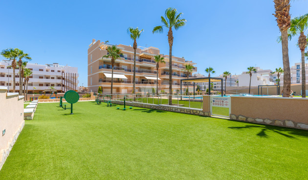 Resale - Apartment / flat - Torrevieja - Costa Blanca