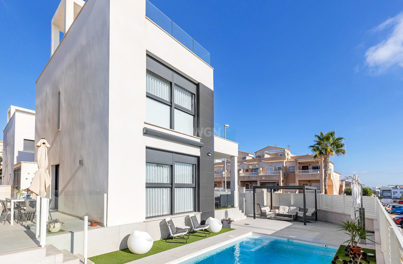 Reventa - Villa - Torrevieja - Costa Blanca