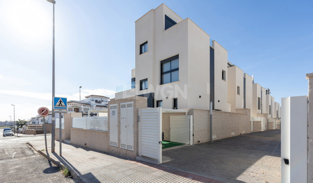 Reventa - Villa - Torrevieja - Costa Blanca