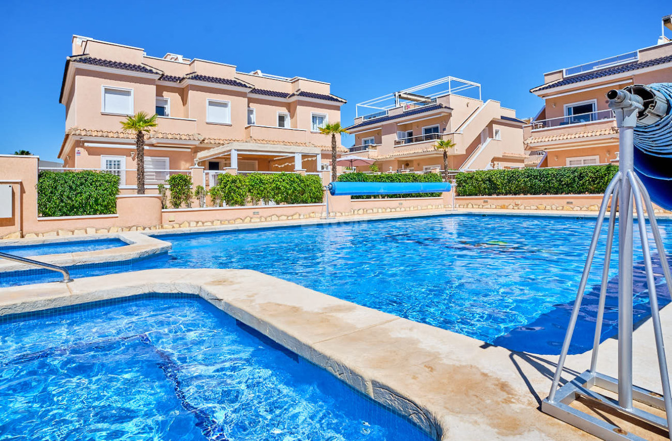 Resale - Apartment / flat - Orihuela Costa - Lomas de Cabo Roig