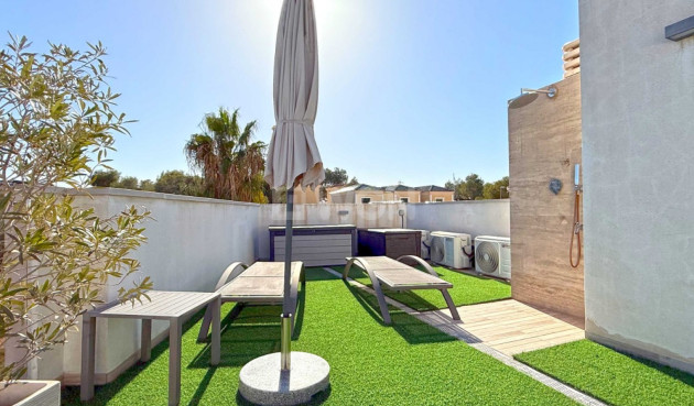 Resale - Villa - Orihuela Costa - Costa Blanca