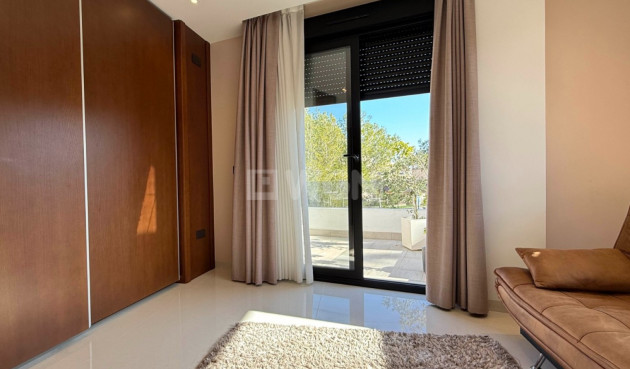 Resale - Villa - Orihuela Costa - Costa Blanca