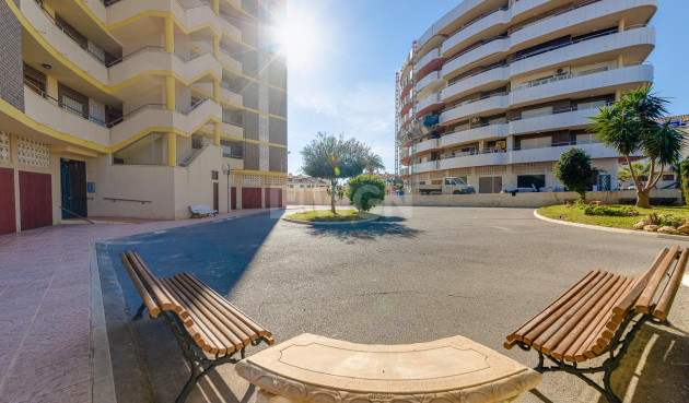 Resale - Apartment / flat - Orihuela Costa - Costa Blanca