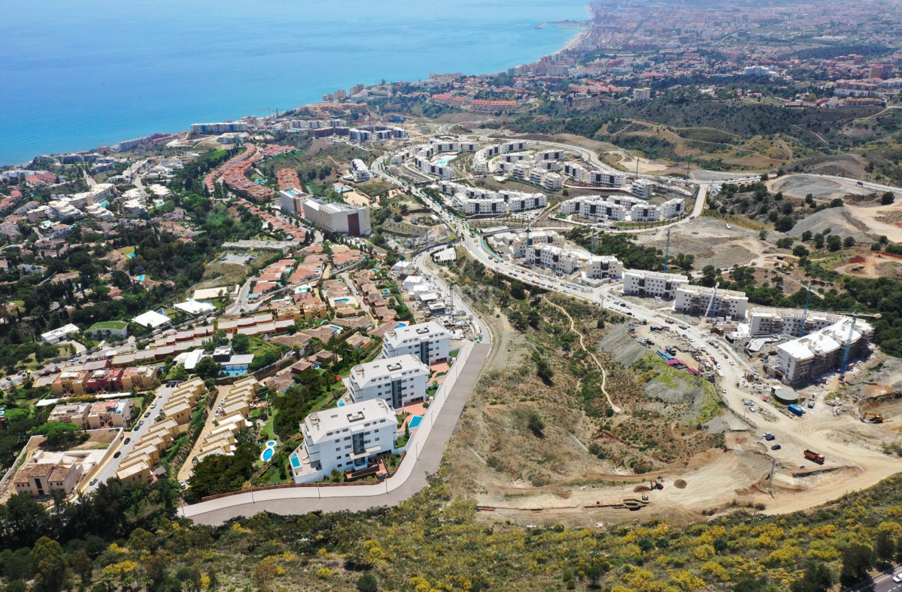 Obra nueva - Ático - Fuengirola - Higueron