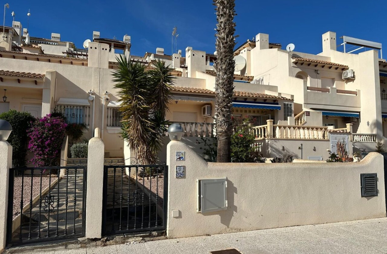 Resale - Townhouse - Las Ramblas Golf - Inland