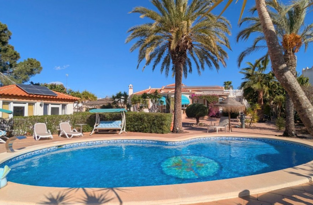 Odsprzedaż - Villa - Ciudad Quesada - Costa Blanca