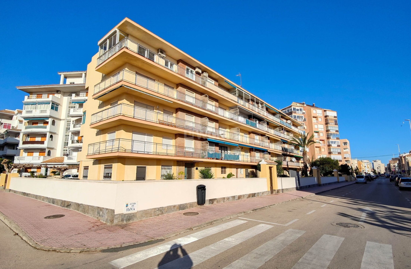 Reventa - Apartamento / piso - Torrevieja - Costa Blanca